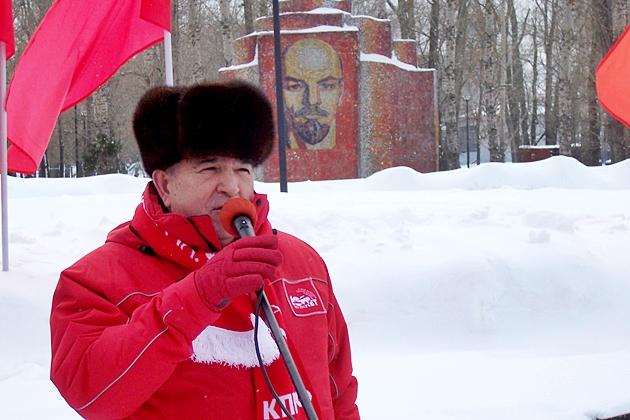 Татарстан, Казань: «Чужой земли мы не хотим ни пяди, но и своей вершка не отдадим!»
