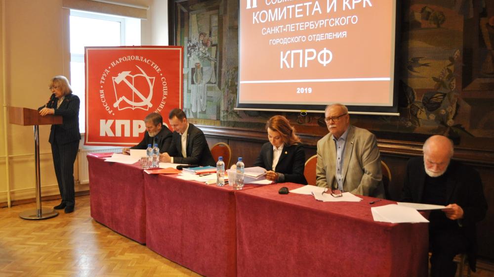 Петербургские коммунисты единогласно рекомендовали кандидатуру Владимира Бортко на пост губернатора города