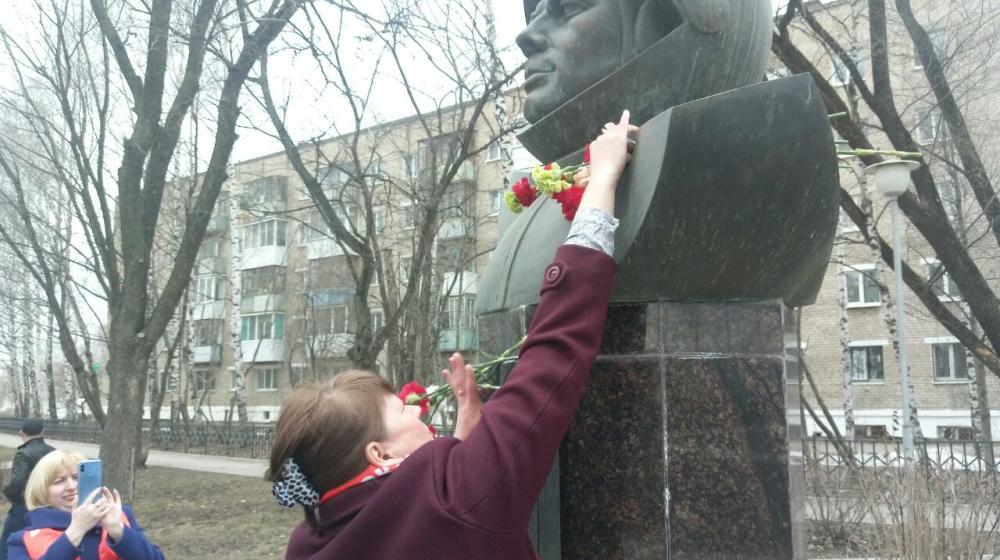 «Сыну партии – слава!». Пермские коммунисты отметили День Космонавтики