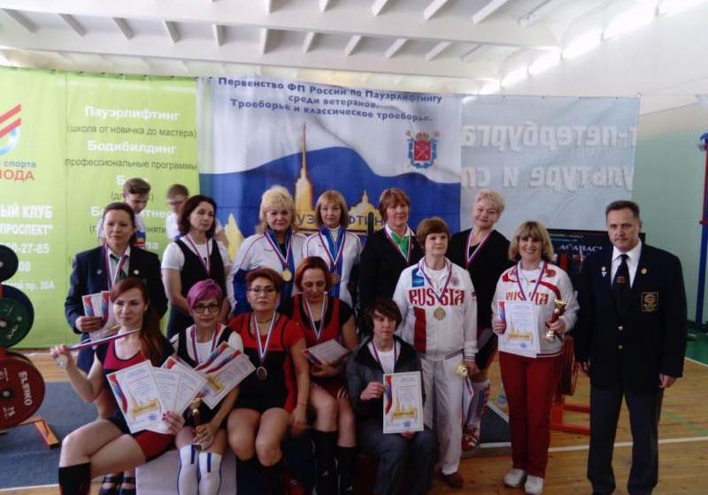 Новосибирская коммунистка выиграла золотую медаль на первенстве России по пауэрлифтингу