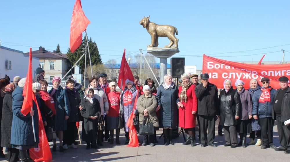 Тюменская область. В селе Исетское прошел митинг против мусорной «реформы»