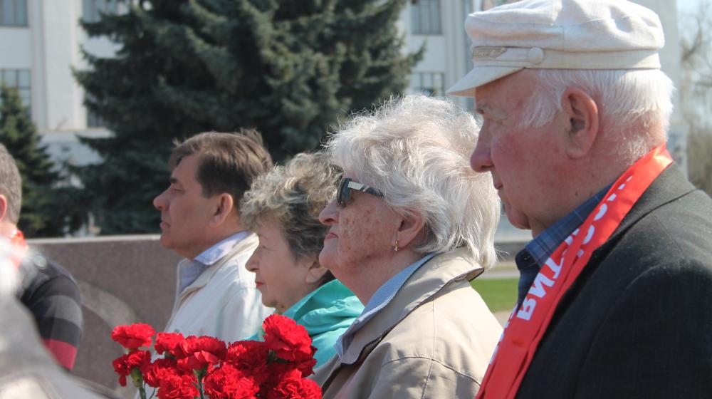 Псков: С именем Ленин - к победе социализма!