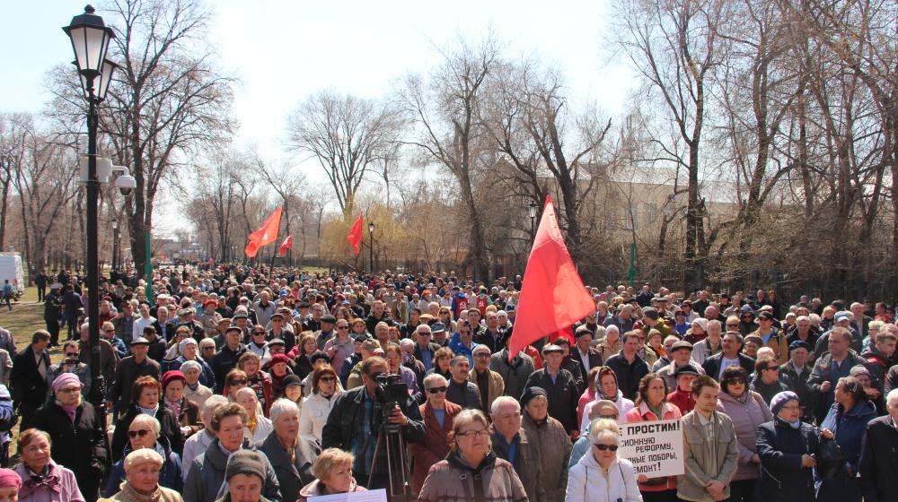 Красная весна в Самаре. Жители выступили против мусорной реформы