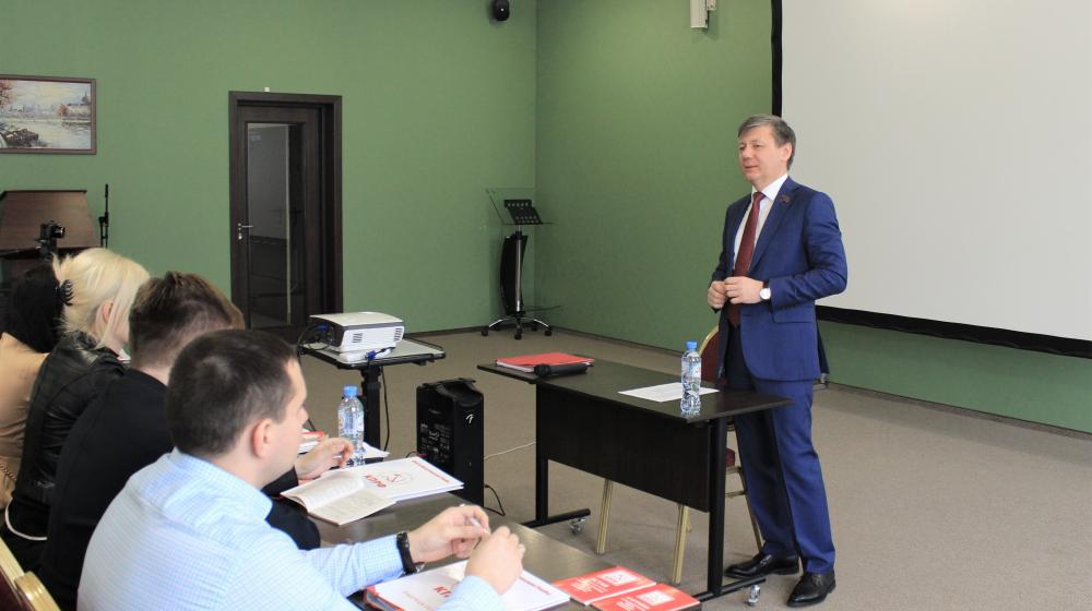 Дмитрий Новиков встретился со слушателями Центра политической учебы ЦК КПРФ