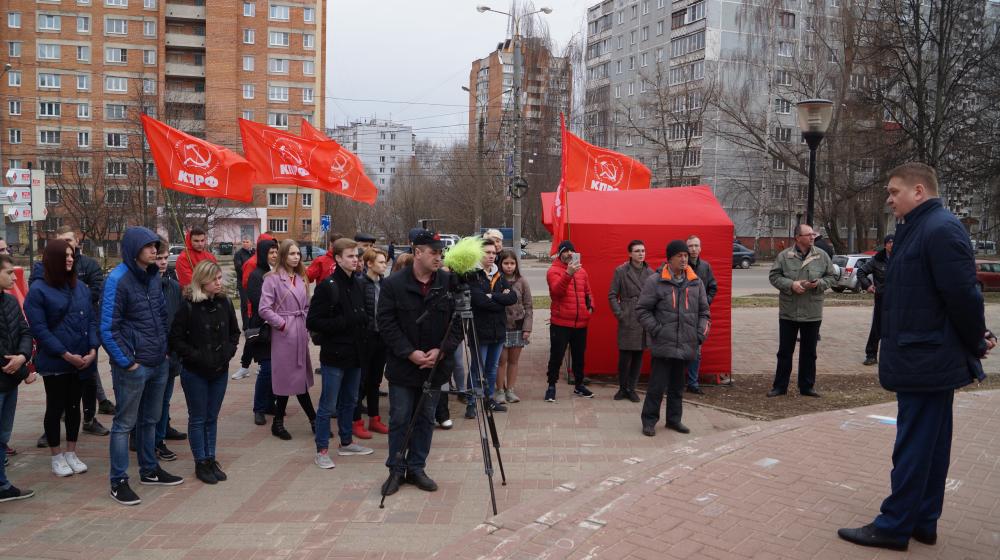 В Нижнем Новгороде прошел пикет в поддержку доступности высокотехнологичного медицинского обслуживания