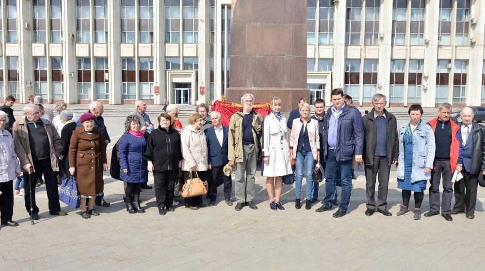 Тульские коммунисты почтили память В.И. Ленина