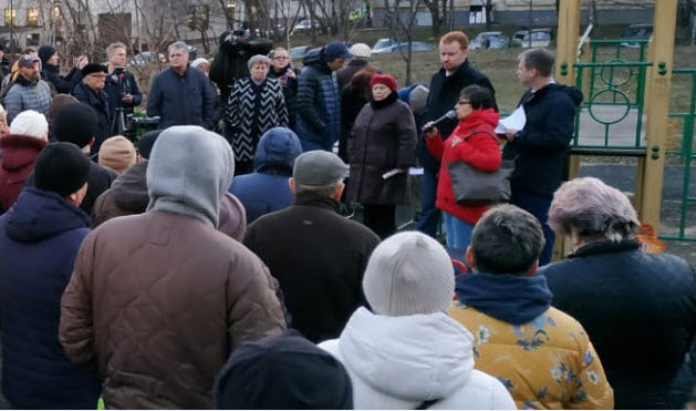 Состоялась встреча депутата Д.А. Парфенова с жителями столичного района Медведково