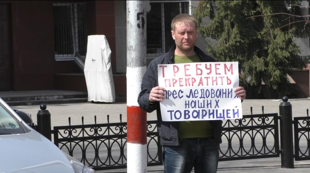 Единороссы лишили Ульяновского депутата от КПРФ Гурьянова мандата за активную политическую деятельность