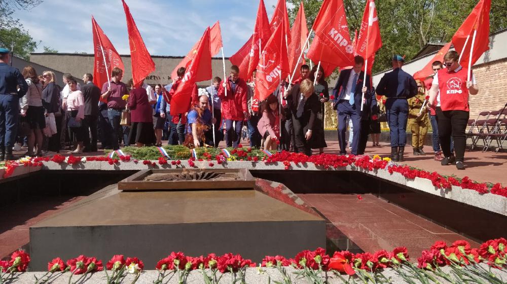 Рязанские коммунисты отметили День Победы праздничным шествием