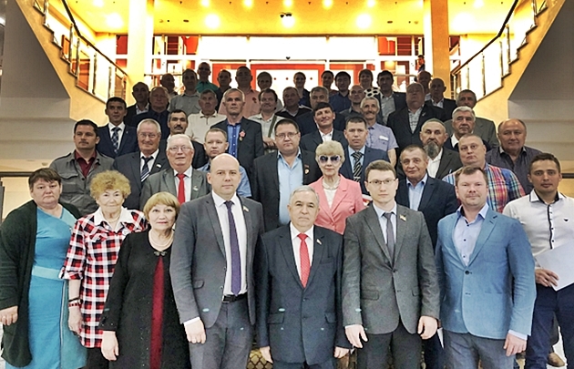 Фракция КПРФ в Государственном Совете Татарстана  провела совещание с депутатами разных уровней