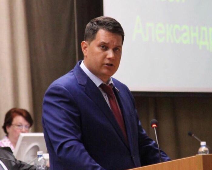 Тульские единороссы пытаются лишить слова депутата-коммуниста Алексея Лебедева, разоблачающего их политику с думской трибуны