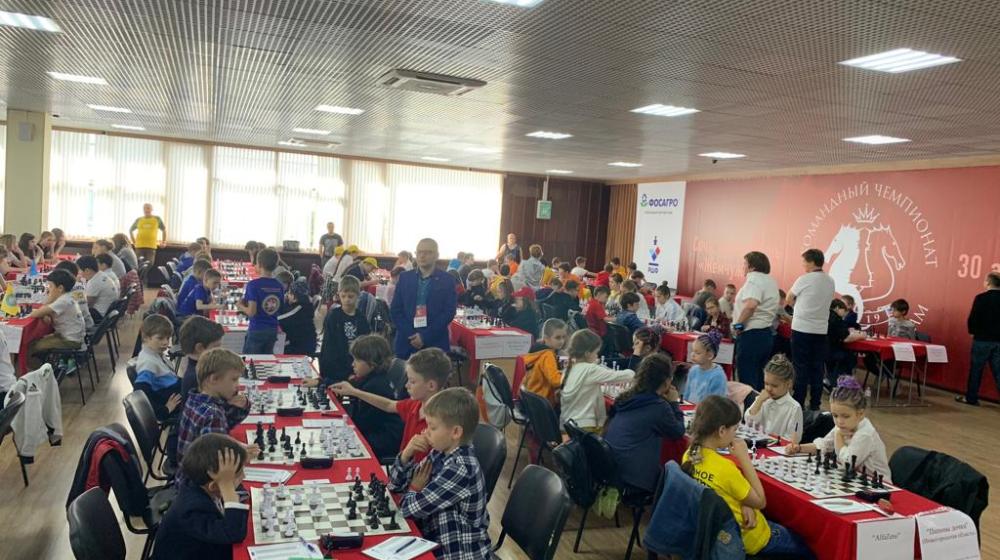 Юрий Афонин:  Команда «КПРФ» (Москва) успешно выступает на командной чемпионате России по шахматам