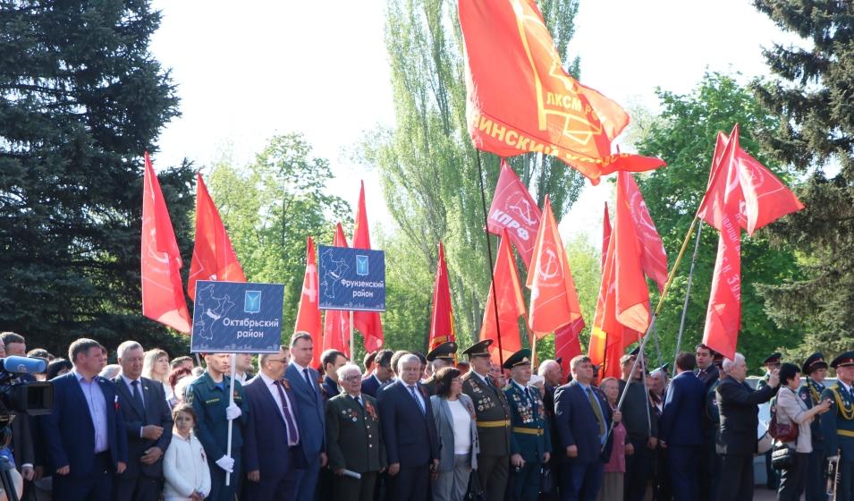 Саратовские коммунисты приняли участие в памятном мероприятии на Воскресенском мемориальном кладбище