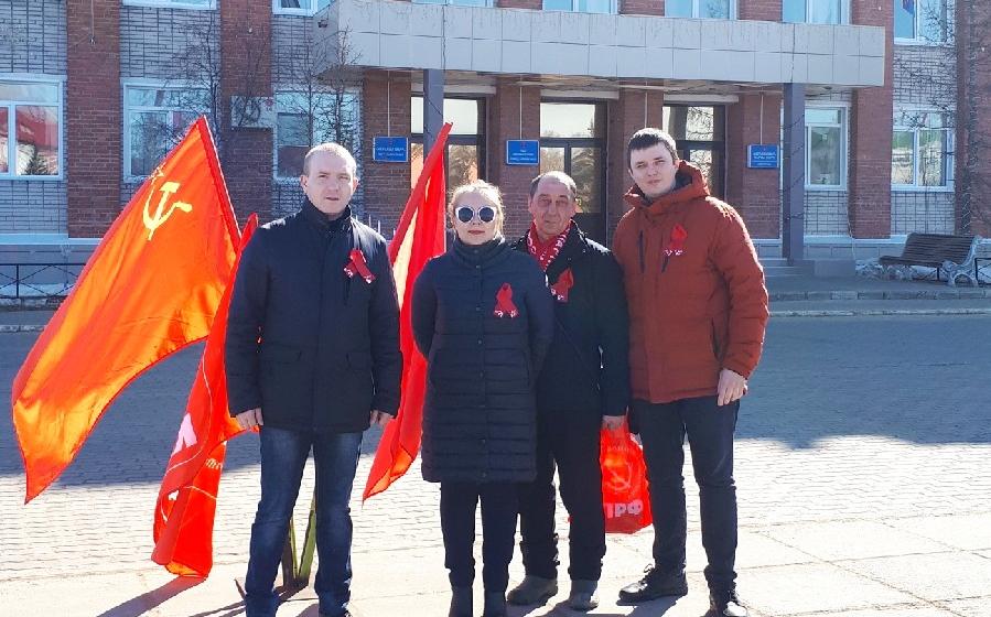 Ненецкий АО. Акция "Цвет победы красный" в Нарьян Маре