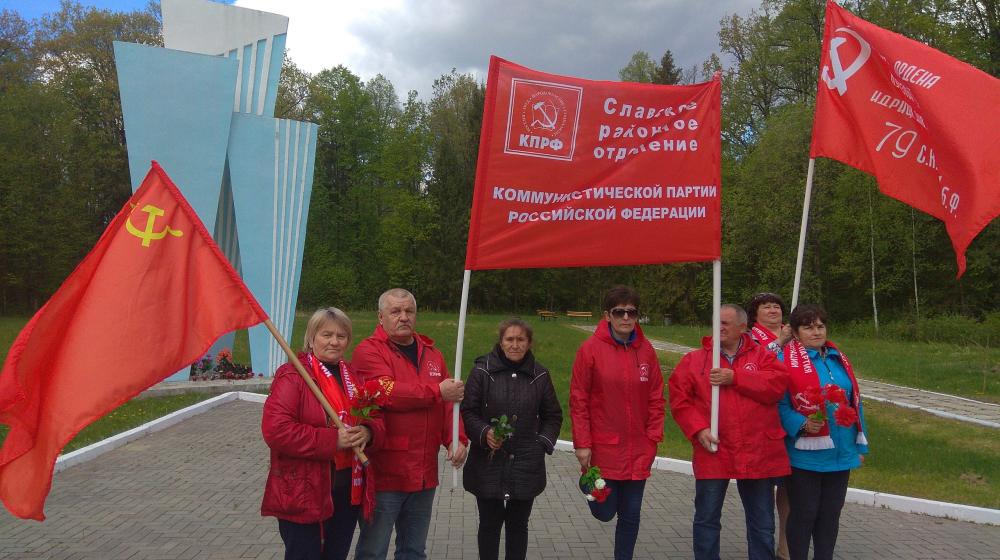 Праздничный автопробег в честь Дня Победы прошел в Калининградской области