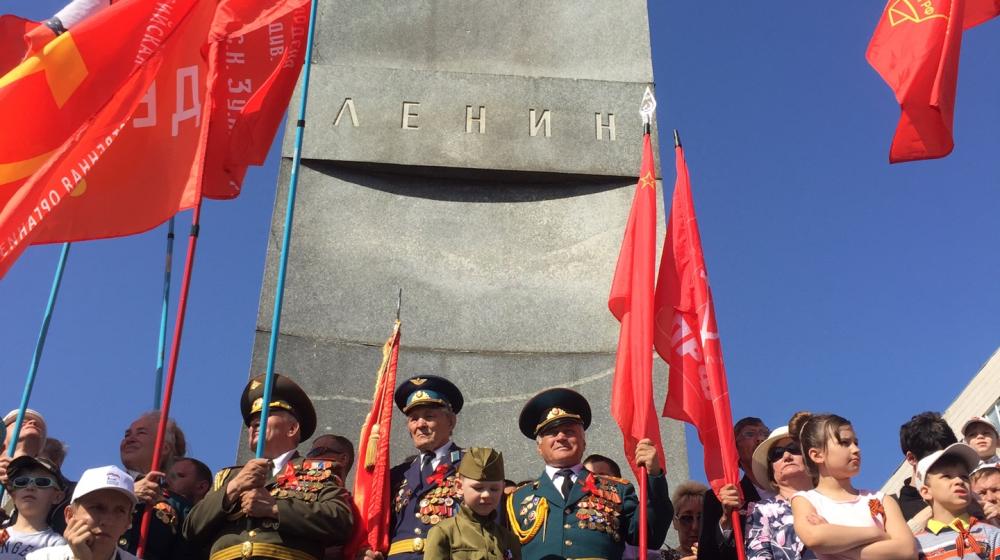 Оренбург. Великая Победа - красного цвета!
