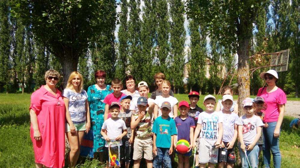 В Саратовской области при поддержке КПРФ и ВЖС «Надежда Россия» открылась детская площадка