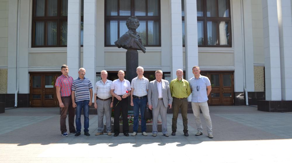 Нижегородские коммунисты отметили День русского языка