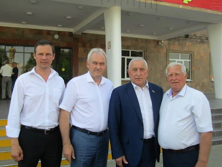 Депутат-коммунист Госдумы Николай Харитонов начал рабочую поездку в Краснодарский край