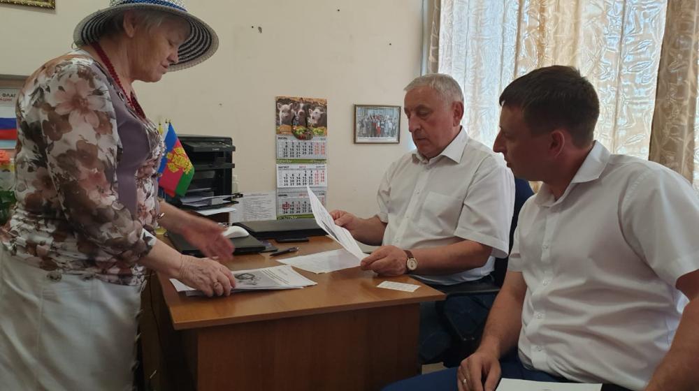 Н.М. Харитонов завершил рабочую поездку в Краснодарский край посещением Соколовского и Новоукраинского поселений Гулькевичского района