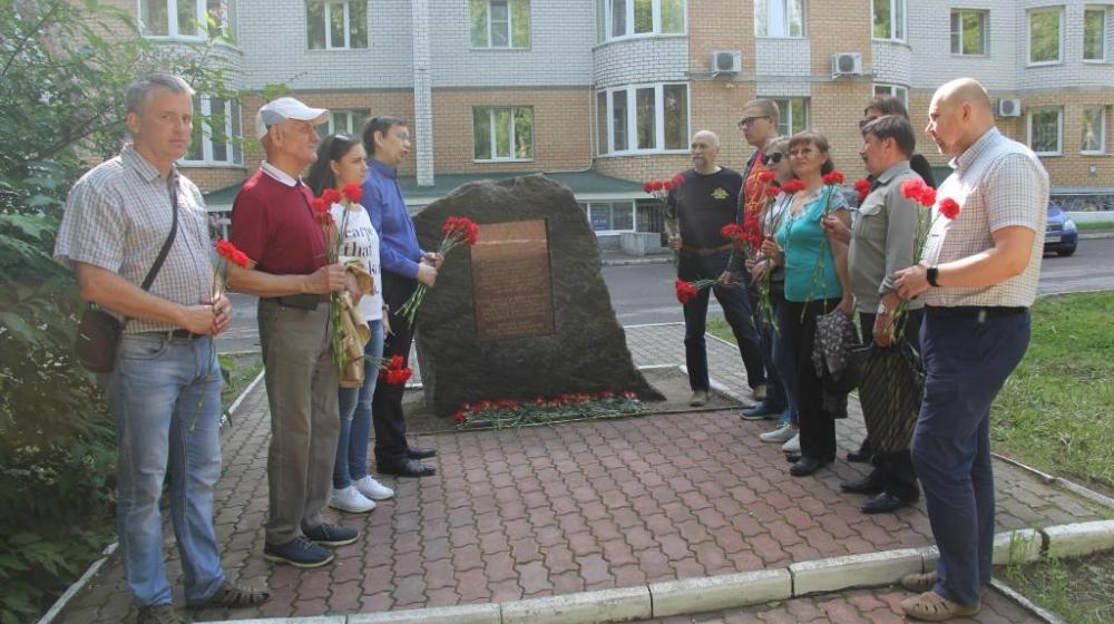 Республика Коми: Коммунисты и комсомольцы Сыктывкара почтили память об участниках Великой Отечественной войны