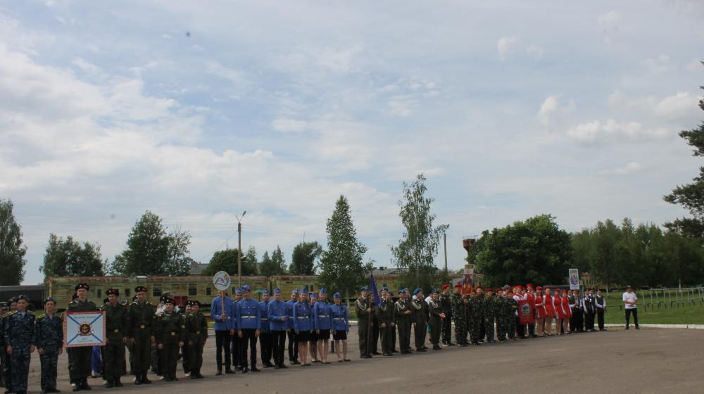 В Орловской области прошел финал пионерской военно-патриотической игры «Зарница»