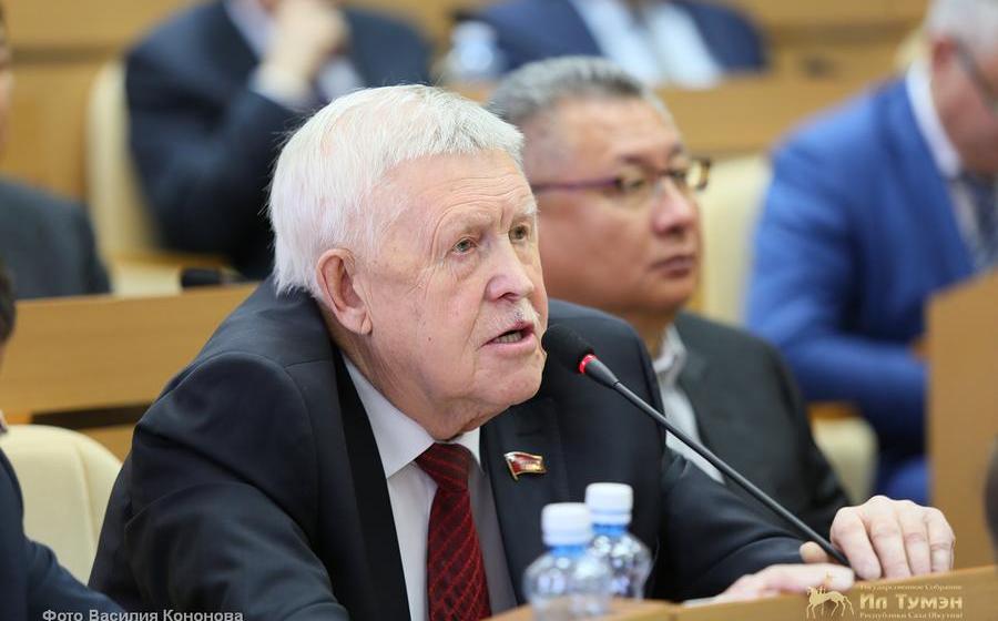 Виктор Губарев: Малая авиация и социальное партнерство как ключевые  вопросы развития российской Арктики