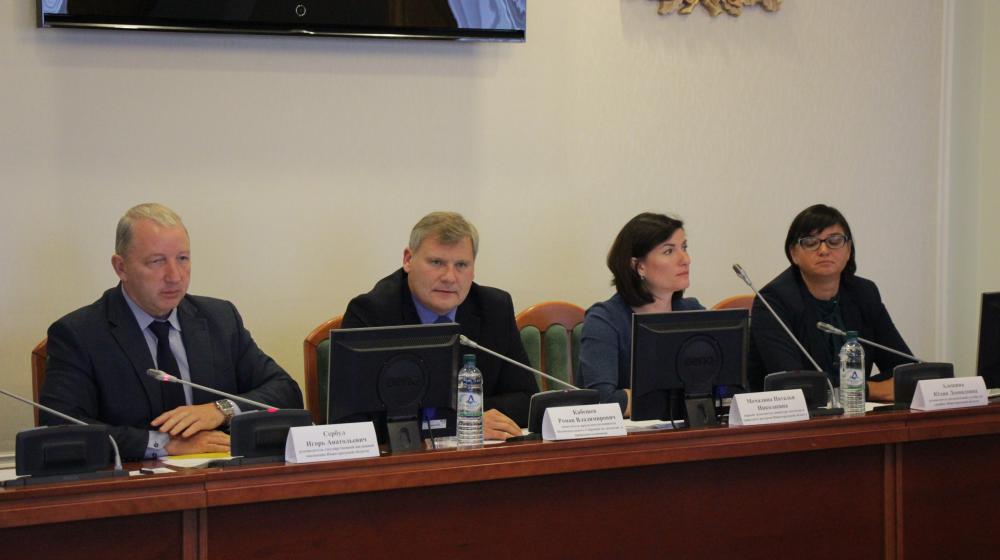 Нижегородская область. Депутаты КПРФ на совещании обсудили новую систему обращения с твердыми коммунальными отходами
