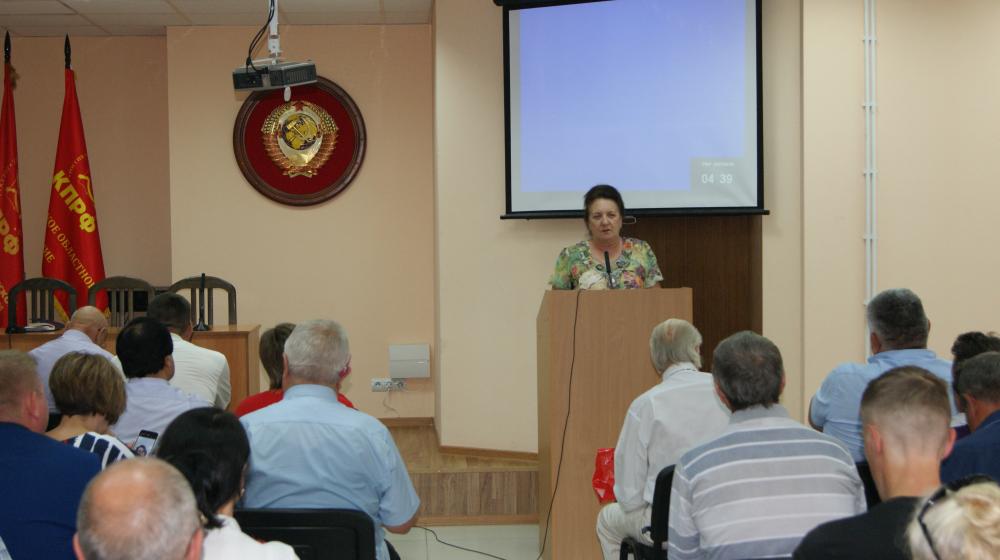 В Сталинградском обкоме КПРФ прошло заседание областной ассоциации депутатов-коммунистов 