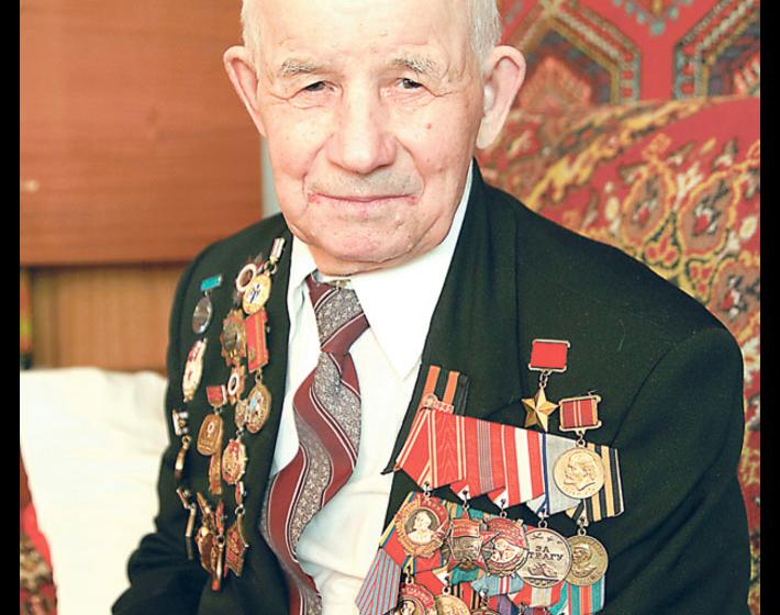 Анатолий Локоть выразил соболезнования в связи с уходом из жизни Александра Яковлевича Анцупова