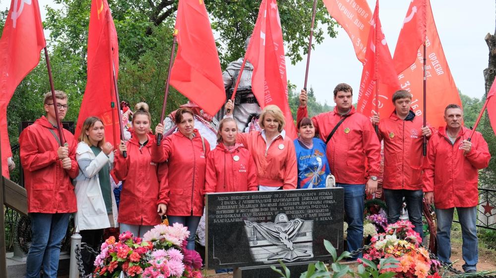 В посёлке Белебелка Старо-Русского района Новгородской области отметили День партизанского края 