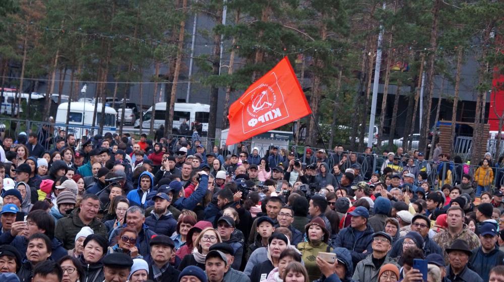 Республика Бурятия. «Женщину лицом тащили по ступенькам»