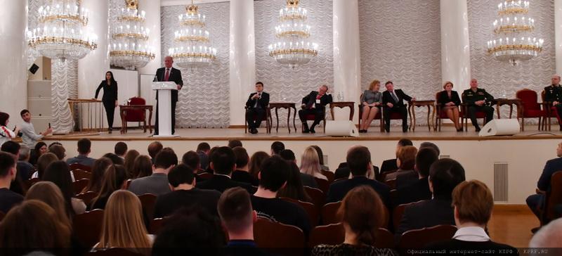 Г.А. Зюганов: Наша формула будущего - это святая Русь, российская державность и советская справедливость