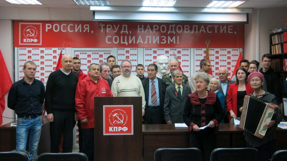 В Чебоксарах прошли торжественные мероприятия в честь Дня рождения комсомола