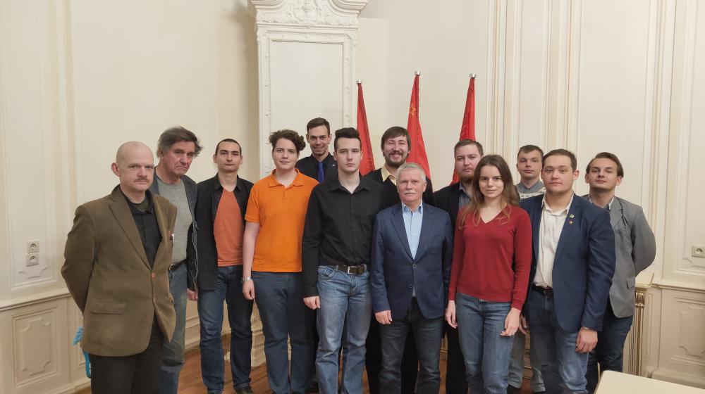 Комсомольцы Ленинграда пригласили в гости депутата ГосДумы Сергея Пантелеева