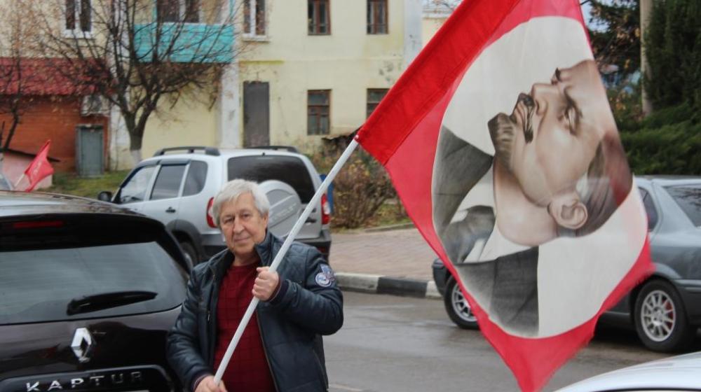В городе Ефремове Тульской области проведен комсомольский автопробег