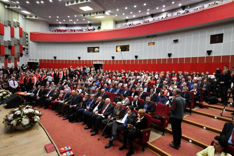 В Подмосковье открылся IX (октябрьский) Пленум ЦК КПРФ