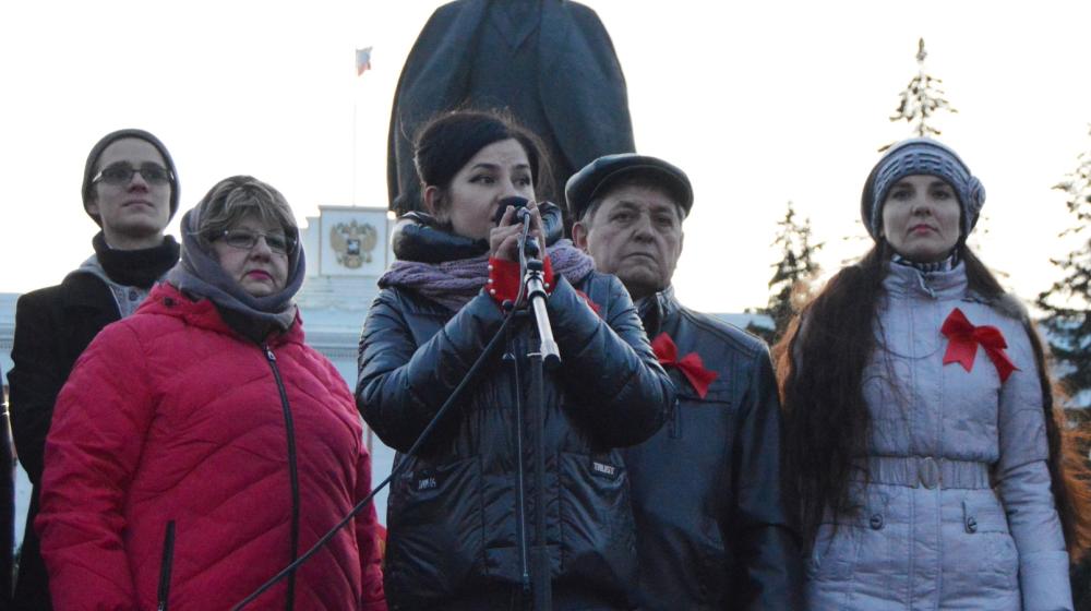 Алтайский край. Барнаульские коммунисты присоединились к праздничным мероприятиям в честь годовщины Великого Октября