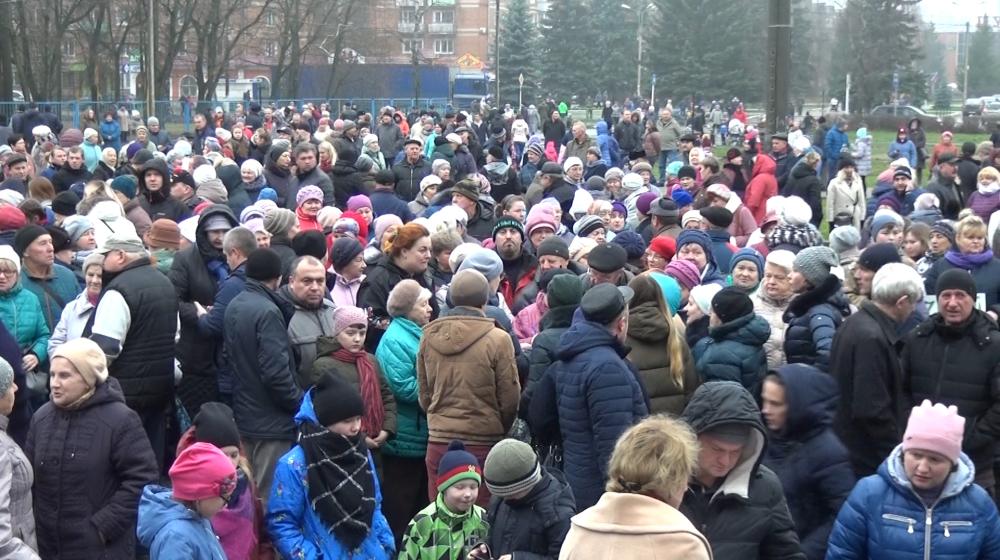 В г.Карабаново Владимирской области прошел массовый митинг против завоза московского мусора