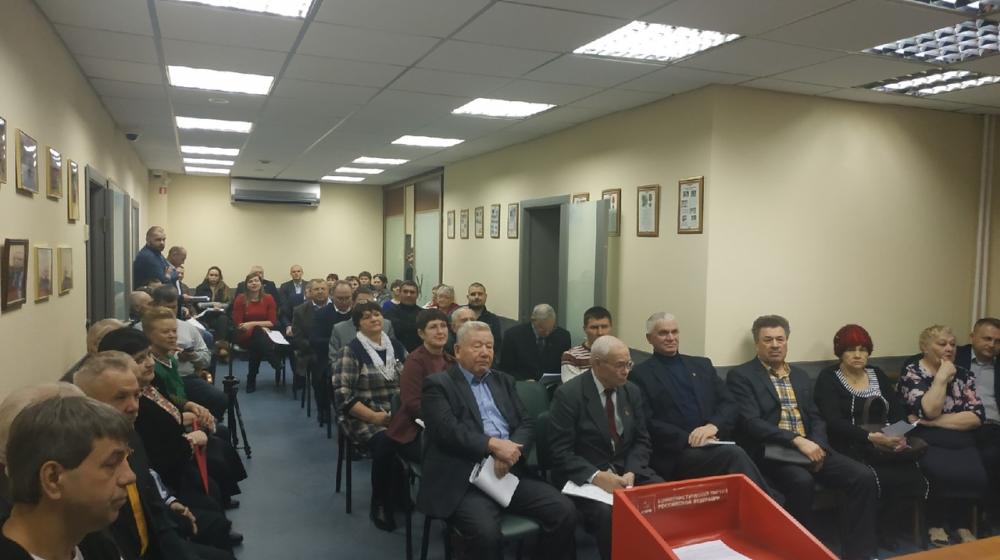 Пленум Тюменского обкома КПРФ рассмотрел вопросы идейного единства и товарищества