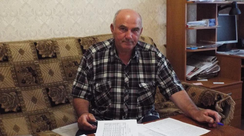 Оренбургская область. Неизвестные подожгли сарай с сеном у депутата-коммуниста  Виктора Кириченко