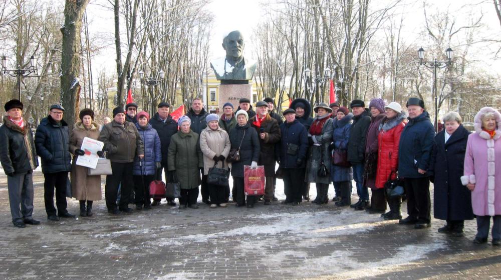 Красные флаги надежды. В Ленобласти отметили 7 Ноября