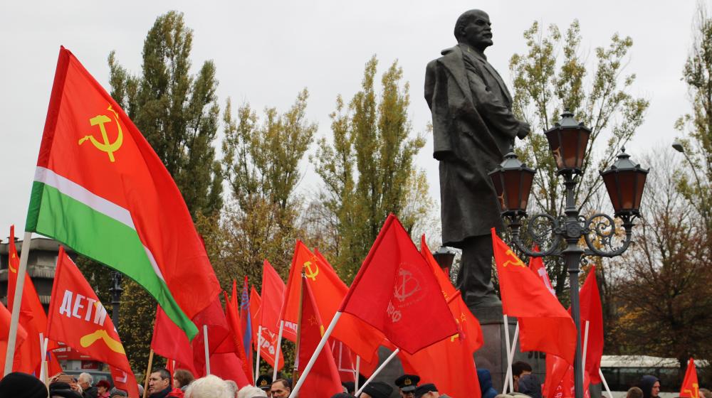День Великой Октябрьской революции в Калининграде