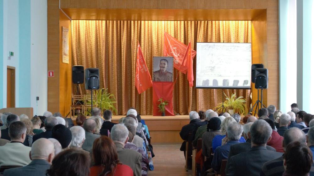 В Орле отметили 140-летие И.В. Сталина