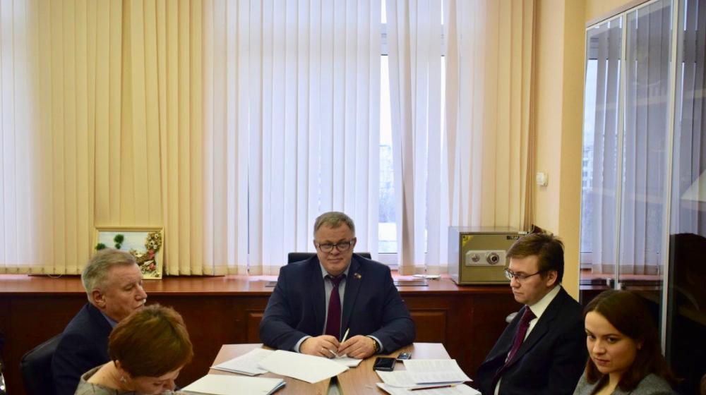 Московская область. Депутат-коммунист Александр Наумов провёл расширенное заседание Комитета в Мособлдуме