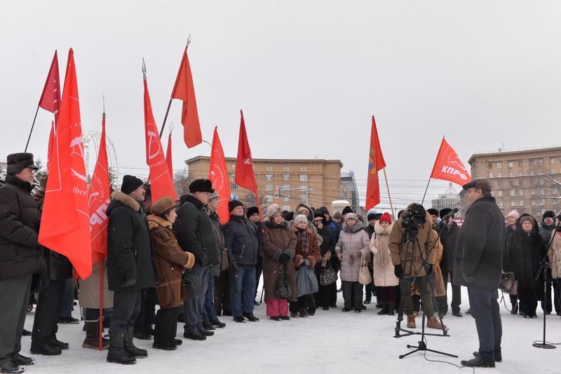 В центре Новосибирска воссоздали освобождение города от Колчака 