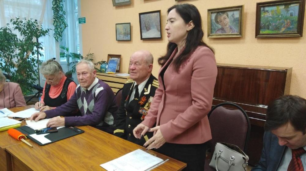 Рязань. Депутаты-коммунисты провели встречу с ветеранским активом