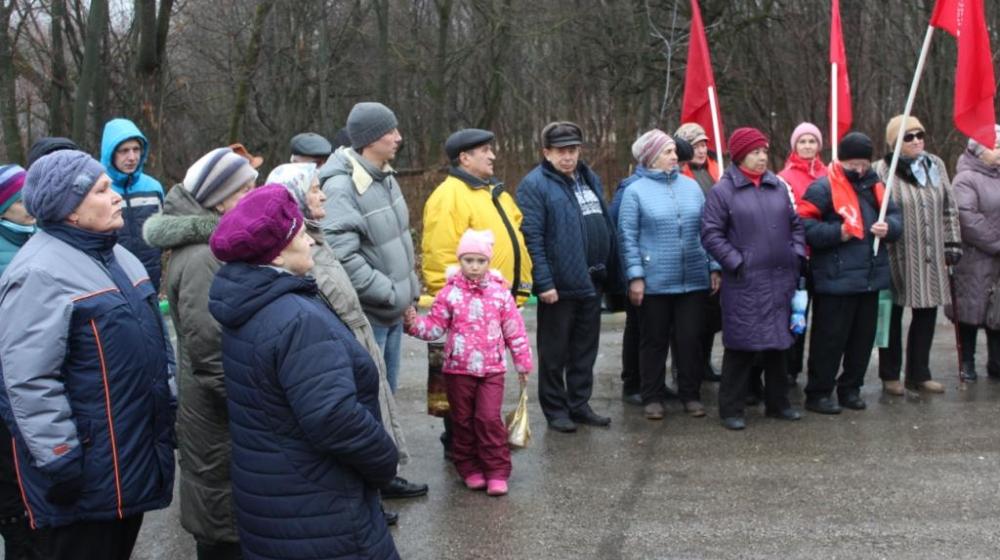 Тульская область. В Ефремове прошел митинг против «мусорной реформы»