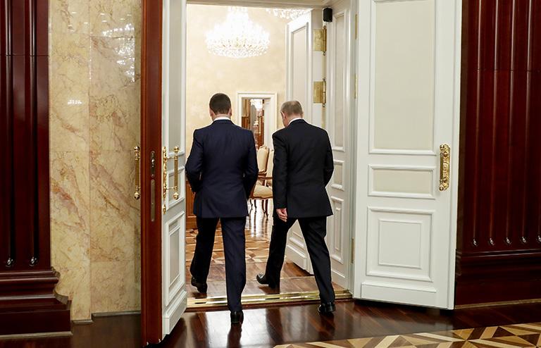 С.П. Обухов - «Свободной прессе»:  Владимир Путин своим посланием дал старт транзиту