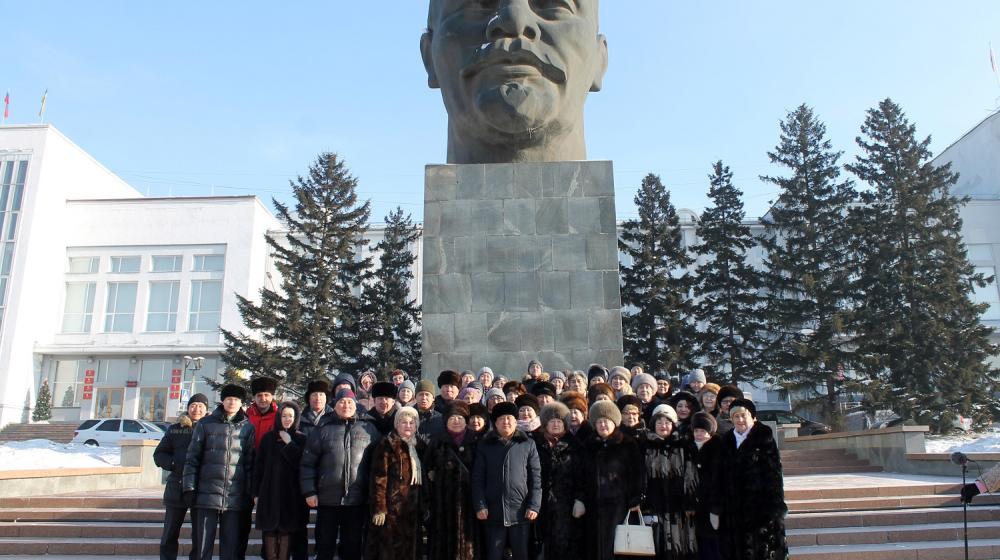 Республика Бурятия: Чтим и помним Ильича